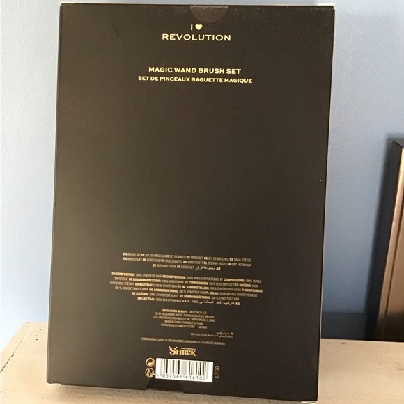 Shrek Makeup Revolution Fairy Godmother Magic Wand Brush Set New #giftidea #xmas - Picture 4 of 4